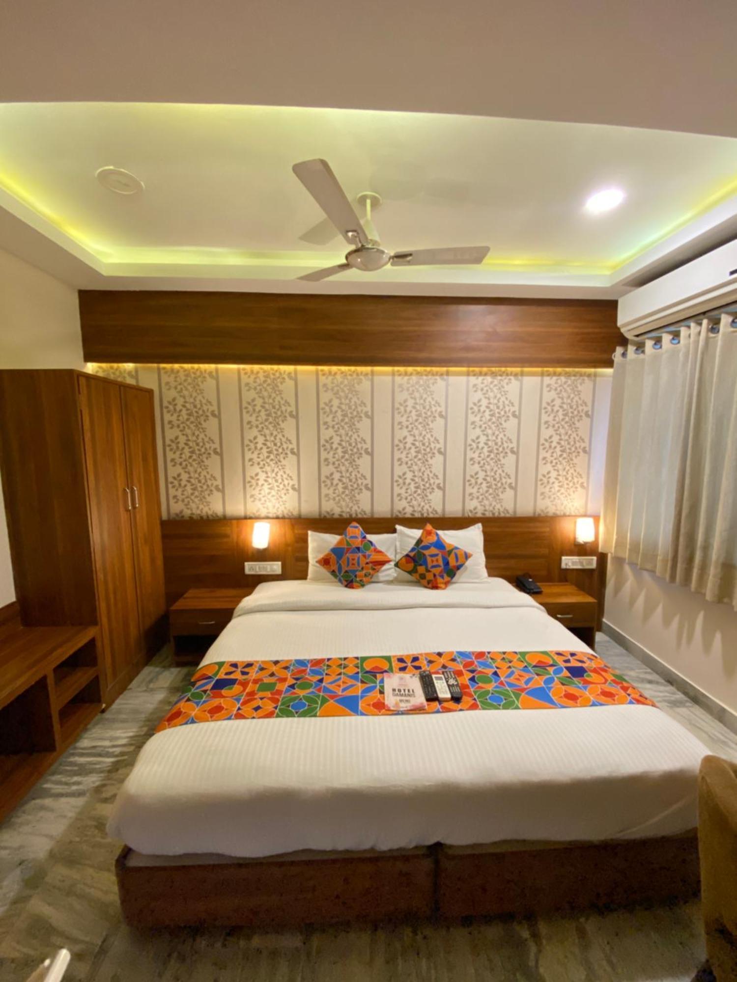Hotel Damanis อุเดเปอร์ ภายนอก รูปภาพ